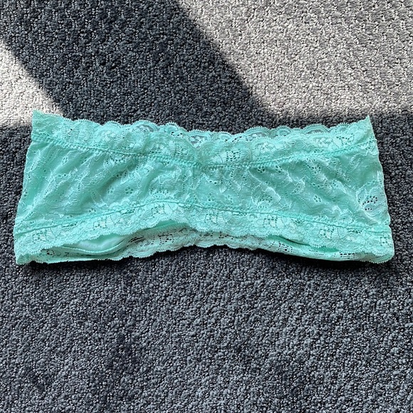Green lace bandeau - Picture 2 of 3